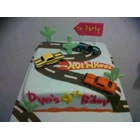 hotwheels toy cake 1