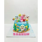 Baby sHark cake 1